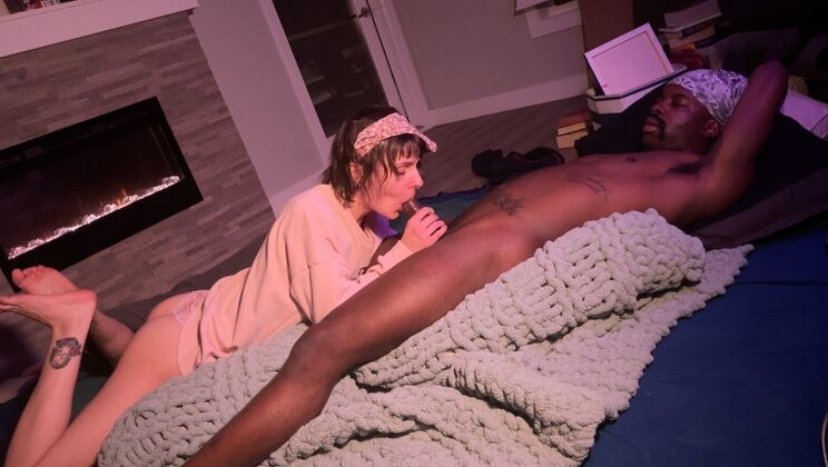 Junebug & Teddie In Sluts In Luv: Pussy Licking And Spanking